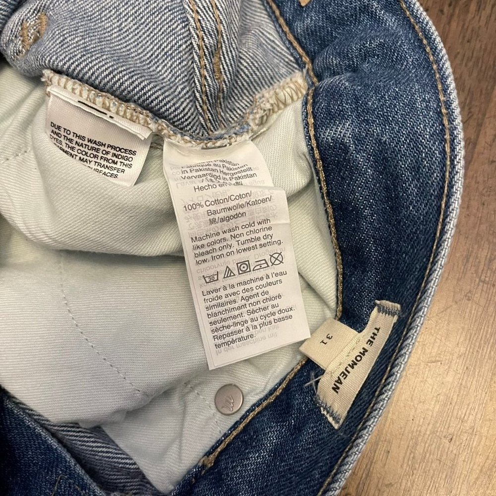 Madewell | The Mom Jean - Picture 12 of 12